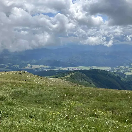 Sunshine アパート Heľpa